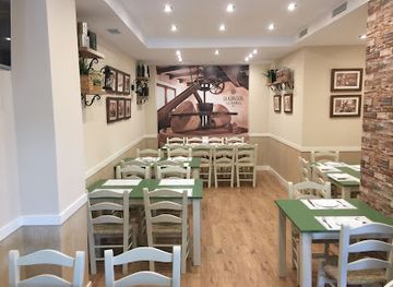 spain/cordoba/santa-marina/restaurant/taberna-la-fabrica