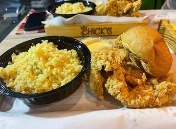 egypt/asyut/restaurant/chick-s