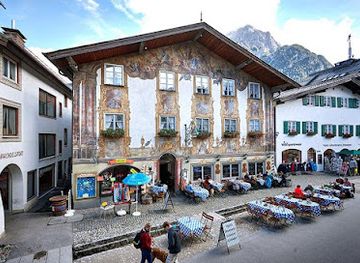 austria/karwendel-mountains/restaurant/alpenrose-traditionsgasthof