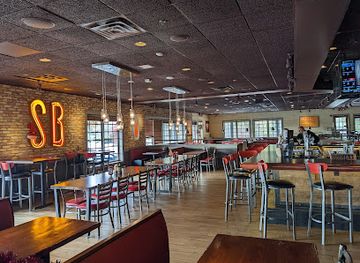 rhode-island/kent-county/restaurant/smokey-bones-warwick