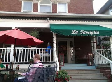 west-virginia/huntington/restaurant/la-famiglia