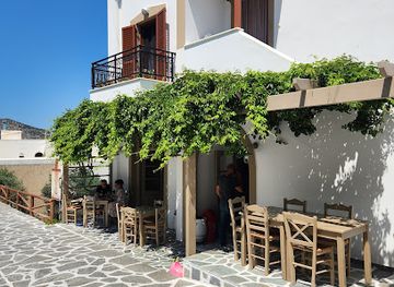 greece/naxos/restaurant/giorgis