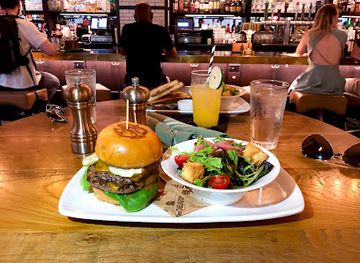 illinois/chicago/restaurant/the-dearborn