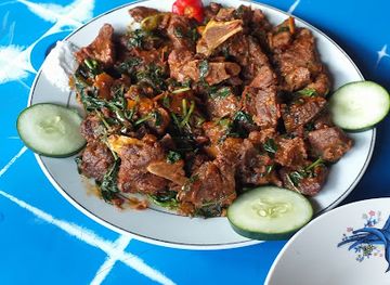 tanzania/serengeti-national-park/restaurant/nejos-pub