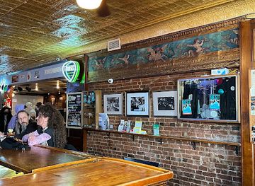 ohio/dayton/oregon-district/restaurant/the-trolley-stop