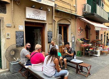 italy/cinque-terre/restaurant/il-pescato-cucinato