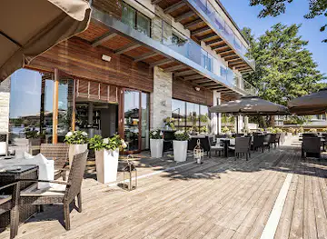 Tiffi Boutique Hotel