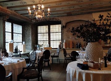 estonia/tallinn/restaurant/veinirestoran-dominic