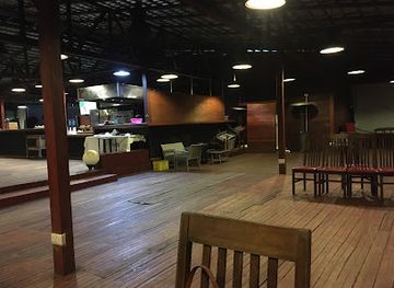 sierra-leone/eastern-province/restaurant/freetown-the-restaurant-at-the-beach