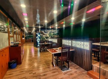 nepal/narayani-zone/restaurant/narayani-beach-cafe