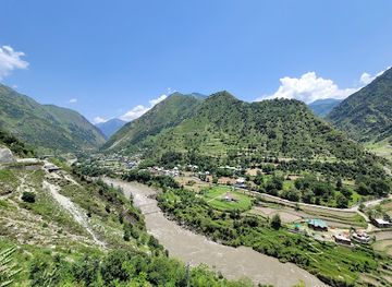 pakistan/neelum-valley/restaurant/first-cup-of-tea