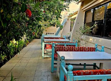 bahrain/al-areen-wildlife-park/restaurant/al-fanar-restaurant