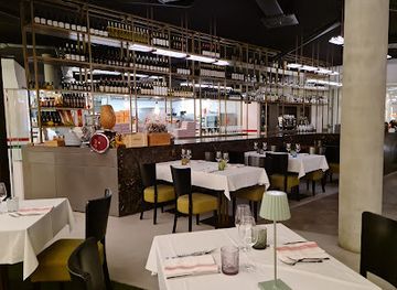 italy/rimini/restaurant/amorimini