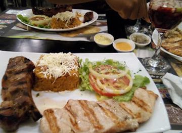 ecuador/southwest-coast/restaurant/lokos-d-asar