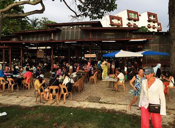 malaysia/kota-kinabalu/tanjung-aru/restaurant/first-beach-cafe