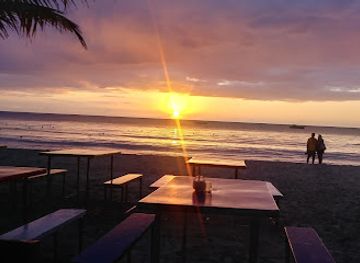 jamaica/black-river-great-morass/restaurant/alfred-s-negril-alfred-s-ocean-palace