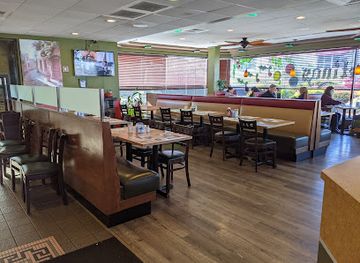 connecticut/meriden/restaurant/green-olive-diner-restaurant