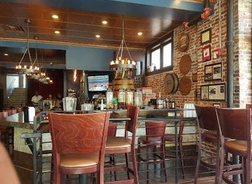 missouri/st-charles/restaurant/quintessential-dining-nightlife