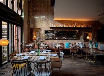 germany/berlin/mitte/restaurant/katz-orange