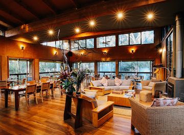 australia/new-england/restaurant/the-gunyah-restaurant-at-paperbark-camp