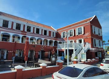 curacao/otrobanda/restaurant/the-captain