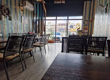 oman/nizwa/restaurant/angry-crab