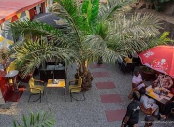 guinea/lola-region/restaurant/restaurant-le-consulat