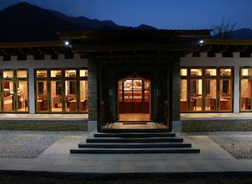 bhutan/mongar/restaurant/the-taktsang