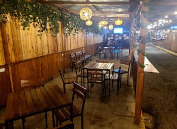 nicaragua/masaya/restaurant/la-avenida-central