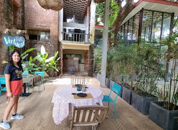 philippines/anawangin-cove/restaurant/casa-san-miguel