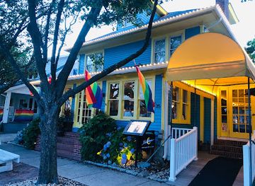 delaware/rehoboth-beach/restaurant/blue-moon