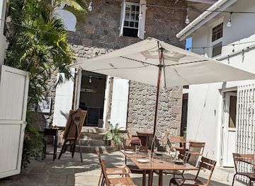 dominica/cabrits-national-park/restaurant/lacou-melrose-house