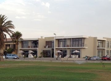 namibia/walvis-bay/restaurant/flamingo-villas-restaurant