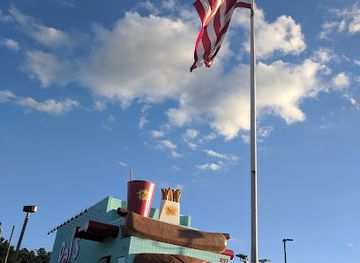 tennessee/bristol-motor-speedway/restaurant/pal-s-sudden-service