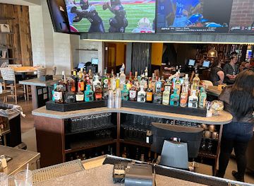 iowa/council-bluffs/restaurant/guy-fieri-s-kitchen-bar