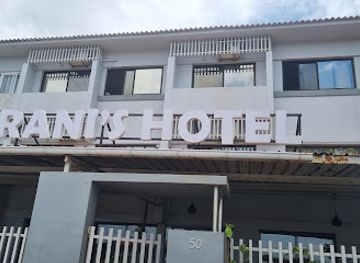 mozambique/sofala-province/restaurant/rani-s-hotel