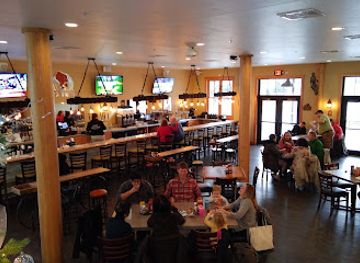 wisconsin/door-county/restaurant/shipwrecked-brew-pub-restaurant