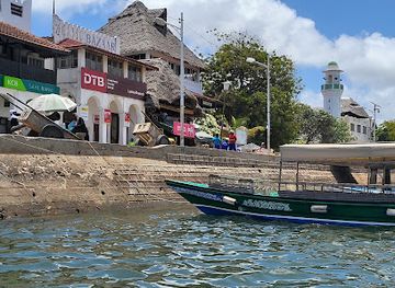 kenya/lamu/restaurant/bush-gardens
