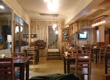 argentina/el-calafate/restaurant/la-lechuzita