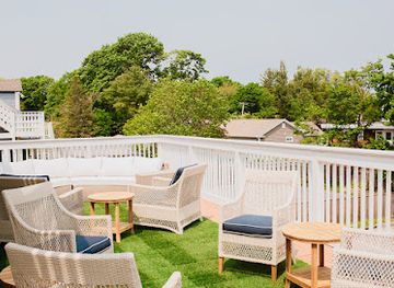 rhode-island/narragansett-beach/restaurant/the-kitchen-at-the-shack