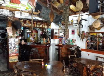 peru/iquitos/centro/restaurant/the-yellow-rose-of-texas-restaurant