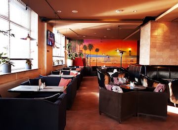 mongolia/ulaanbaatar/restaurant/los-angeles-lounge