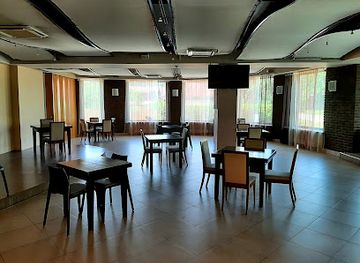 latvia/cesis/restaurant/idi-ridi