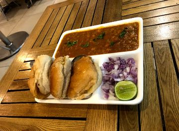 tanzania/southern-highlands/restaurant/chapan-bhog