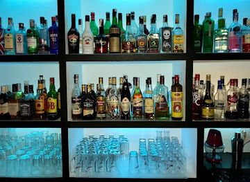 spain/madrid/bar/black-point