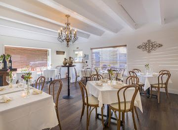 california/carmel-by-the-sea/restaurant/village-gem-restaurant