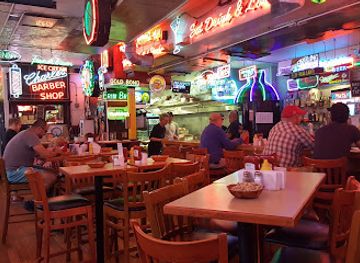 ohio/cincinnati/restaurant/the-turf-club