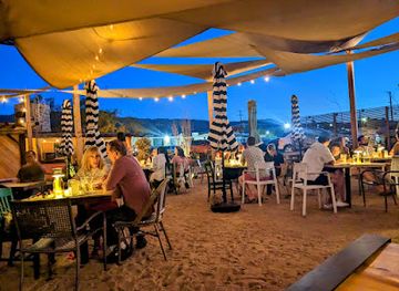 california/joshua-tree/restaurant/kitchen-in-the-desert