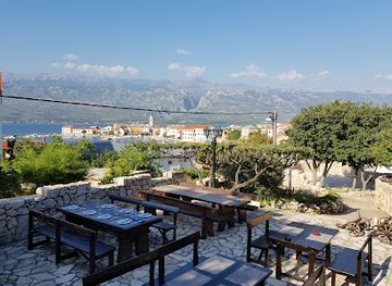 croatia/paklenica-riviera/restaurant/konoba-pece