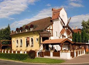 hungary/szigetkoz/restaurant/harsfa-etterem